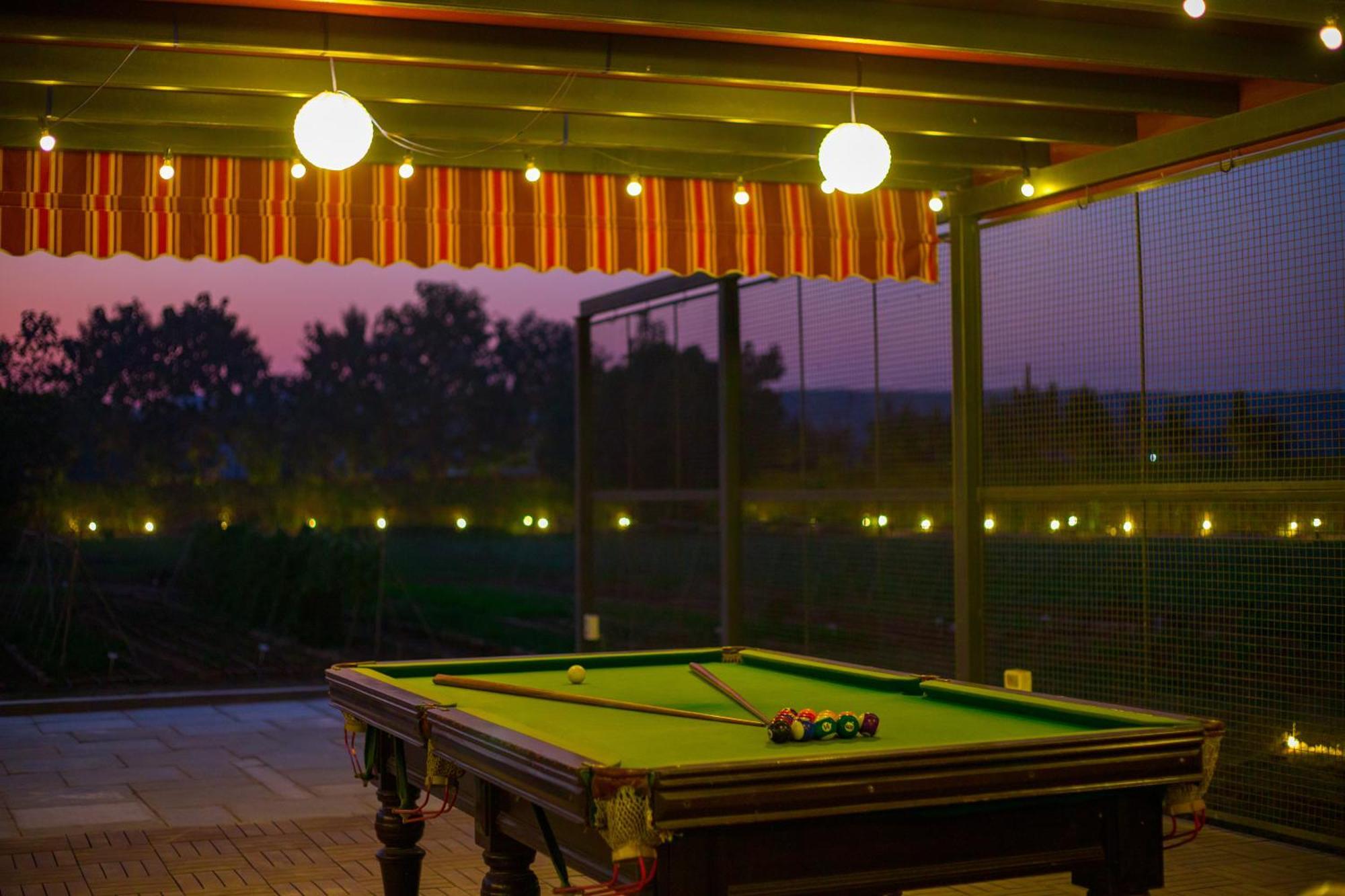 Willa Elivaas Hidden Oasis 4Bhk With Pool, Mud House & Container House Dhauj Zewnętrze zdjęcie
