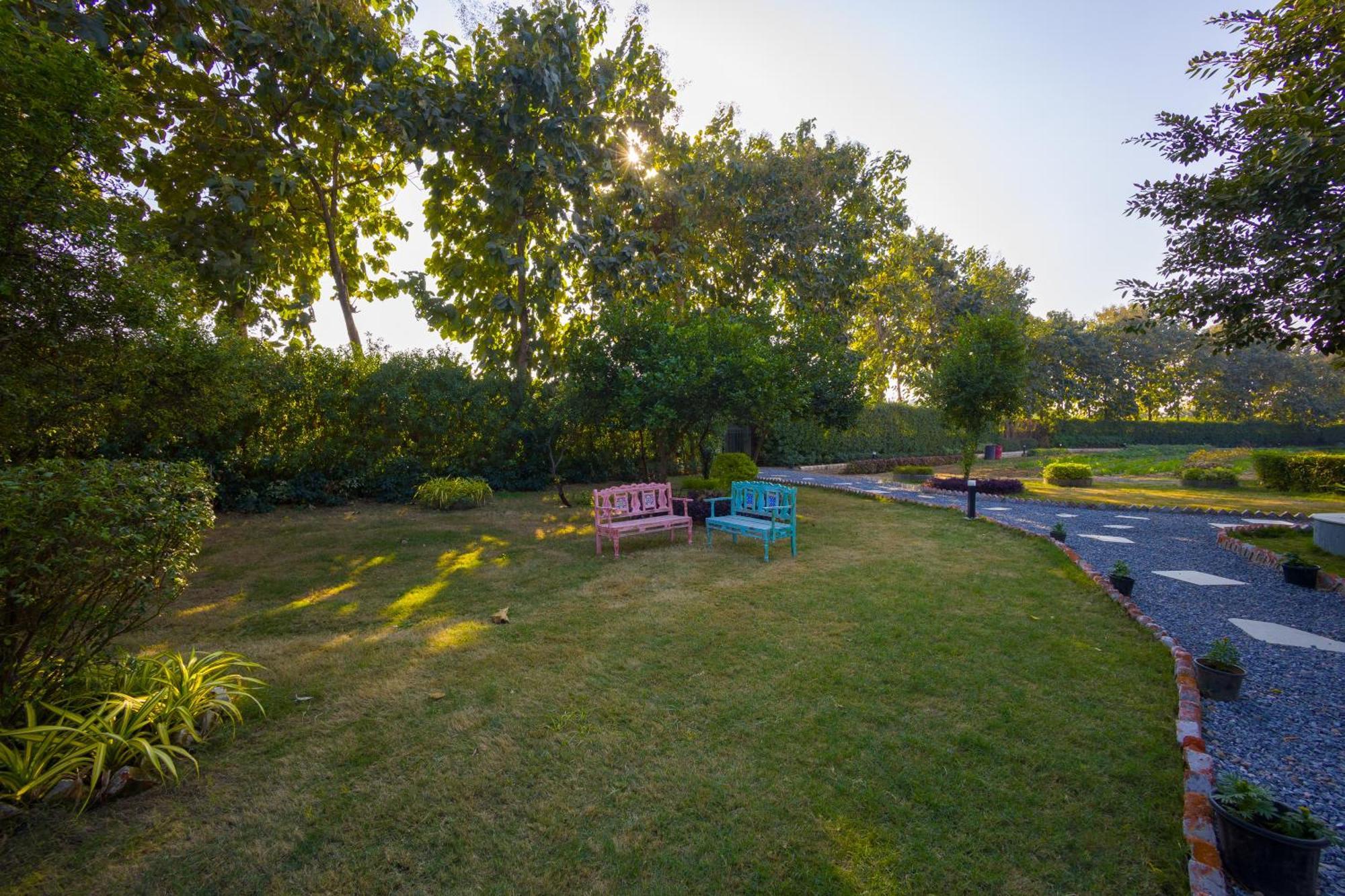 Willa Elivaas Hidden Oasis 4Bhk With Pool, Mud House & Container House Dhauj Zewnętrze zdjęcie